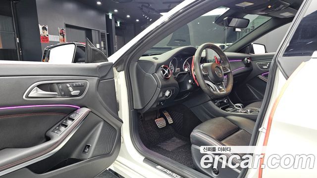 Mercedes-Benz CLA-Class CLA45 AMG 4MATIC