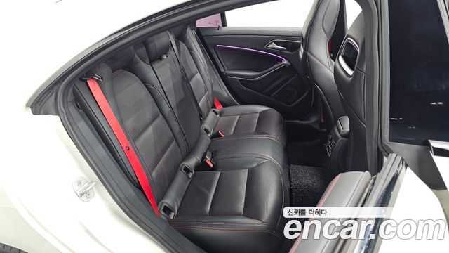 Mercedes-Benz CLA-Class CLA45 AMG 4MATIC