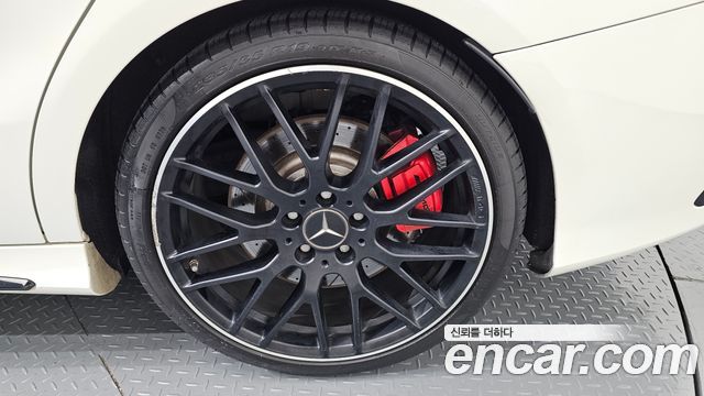 Mercedes-Benz CLA-Class CLA45 AMG 4MATIC