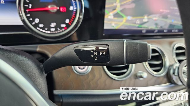Mercedes-Benz E-Class E220d 4MATIC Exclusive