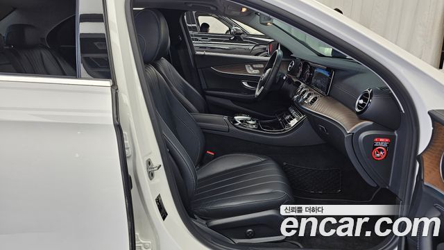 Mercedes-Benz E-Class E220d 4MATIC Exclusive