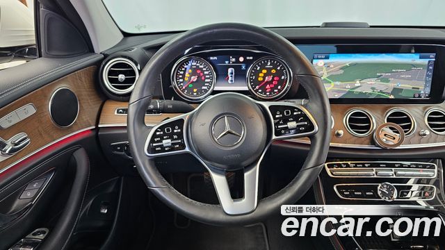 Mercedes-Benz E-Class E220d 4MATIC Exclusive