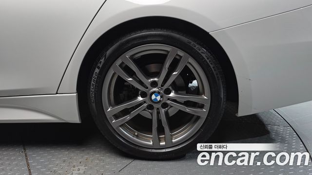 BMW 3-Series 320i M Sport