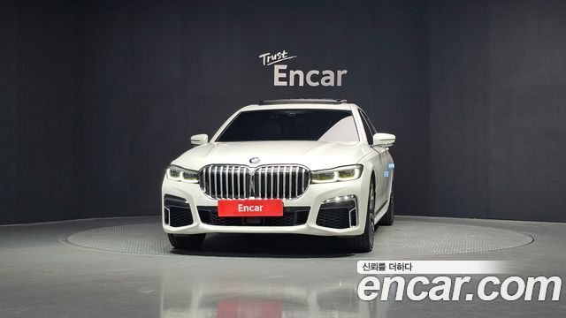 BMW 7-Series 740Li xDrive M Sport Package