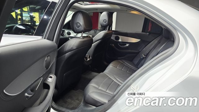 Mercedes-Benz C-Class C200 Avantgarde