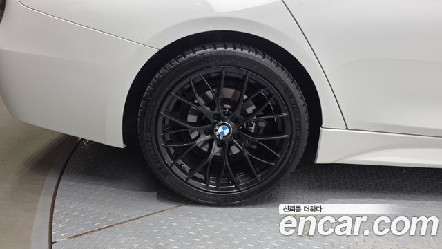 BMW 3-Series 330i M Sport