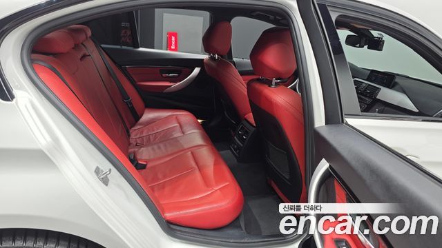 BMW 3-Series 330i M Sport