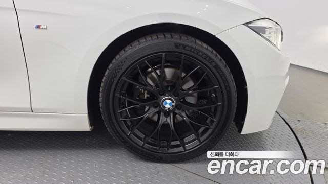 BMW 3-Series 330i M Sport