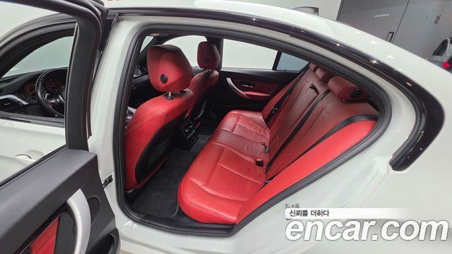 BMW 3-Series 330i M Sport