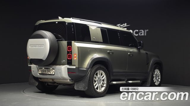 Land Rover Defender 110 D240 S