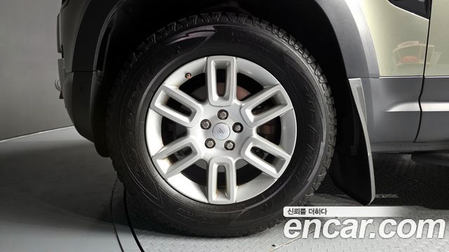 Land Rover Defender 110 D240 S