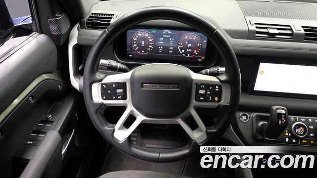 Land Rover Defender 110 D240 S