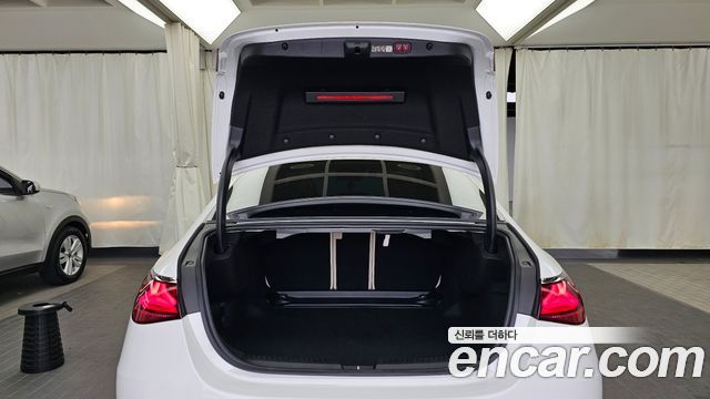 Mercedes-Benz E-Class E220d 4MATIC Exclusive