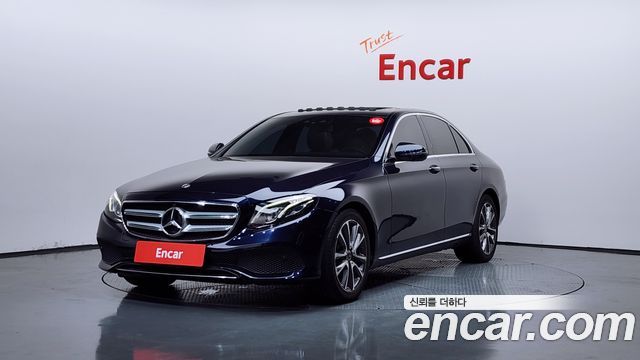 Mercedes-Benz E-Class E300 4MATIC Avnatgarde