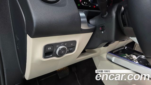 Mercedes-Benz GLB-Class GLB200 d