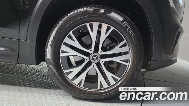 Mercedes-Benz GLB-Class GLB200 d