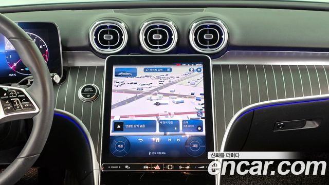 Mercedes-Benz C-Class C200 4MATIC Avantgarde