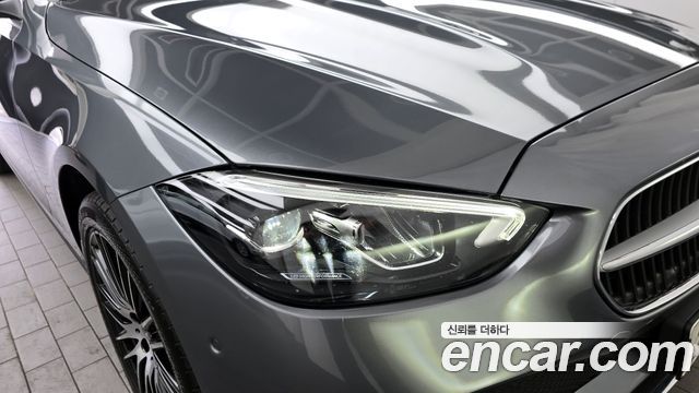 Mercedes-Benz C-Class C200 4MATIC Avantgarde