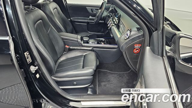 Mercedes-Benz GLB-Class GLB200 d