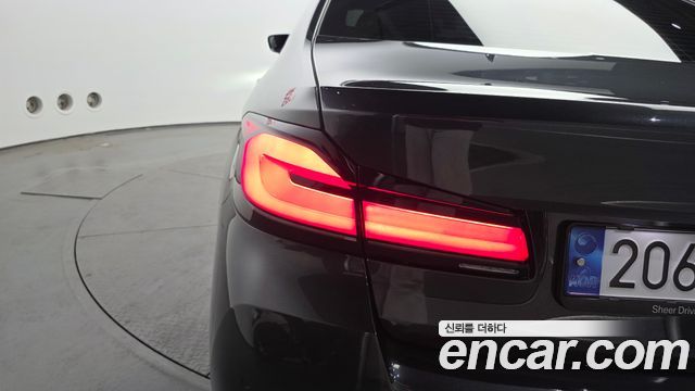 BMW 5-Series 530i M Sport Package