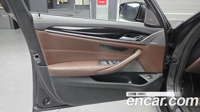 BMW 5-Series 530i M Sport Package