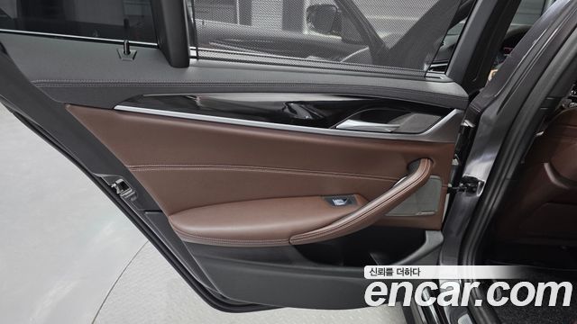 BMW 5-Series 530i M Sport Package