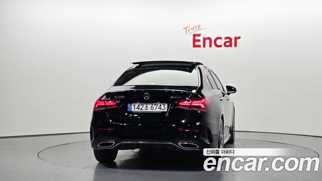 Mercedes-Benz A-Class A250 4MATIC Sedan
