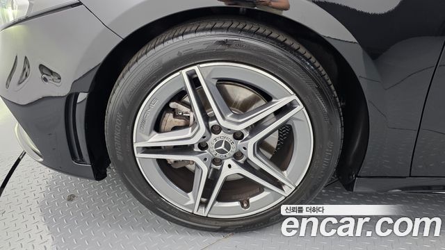 Mercedes-Benz A-Class A250 4MATIC Sedan