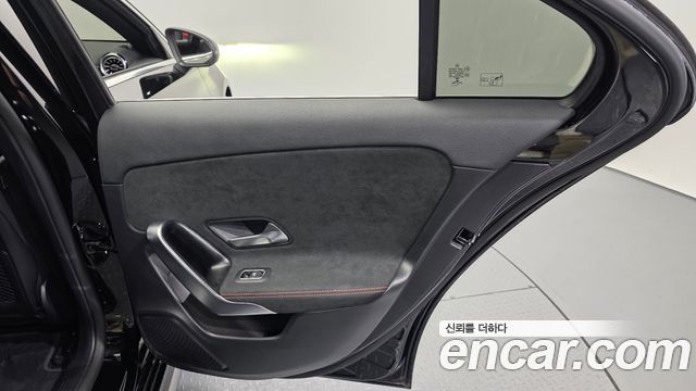 Mercedes-Benz A-Class A250 4MATIC Sedan