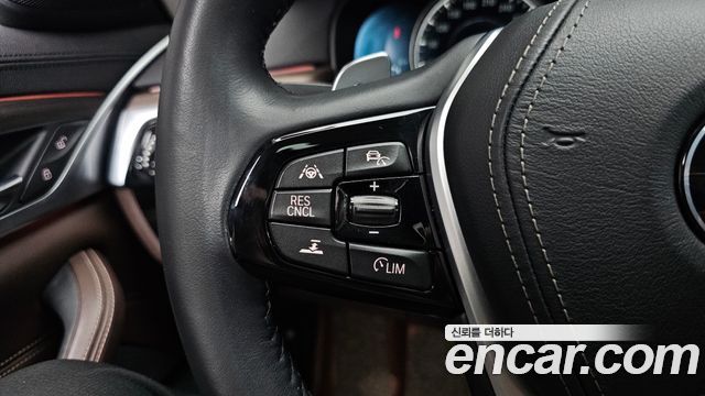 BMW 5-Series 530i xDrive Luxury Plus
