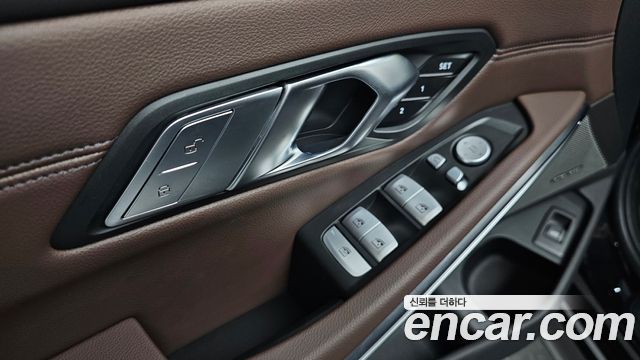 BMW 3-Series M340i xDrive Touring Pro