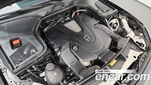 Mercedes-Benz E-Class E400 4MATIC Coupe