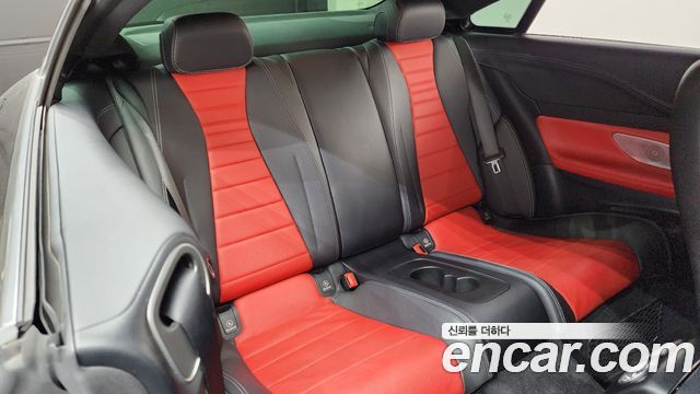 Mercedes-Benz E-Class E400 4MATIC Coupe