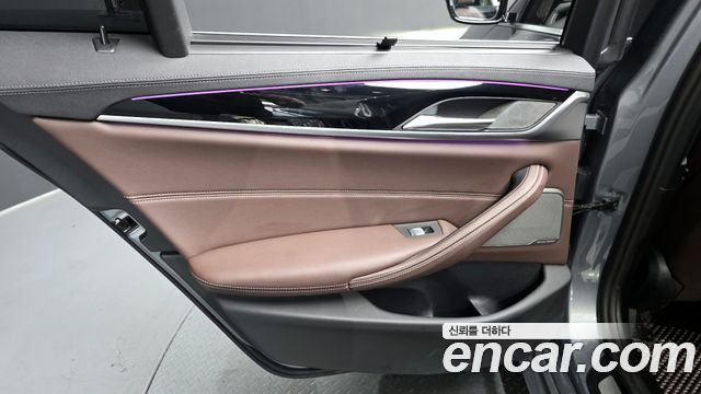 BMW 5-Series 530i M Sport Package