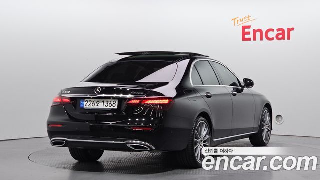 Mercedes-Benz E-Class E450 4MATIC Exclusive