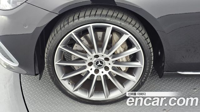Mercedes-Benz E-Class E450 4MATIC Exclusive