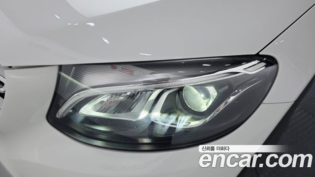 Mercedes-Benz GLC-Class GLC350e 4MATIC Premium