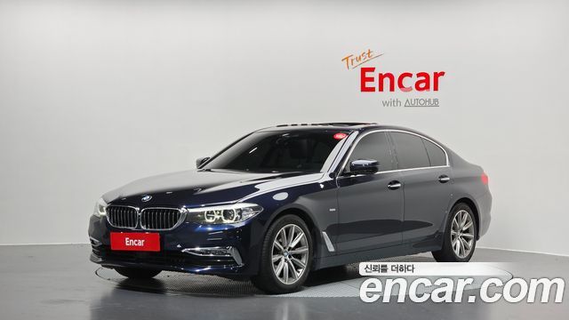 BMW 5-Series 520i Luxury