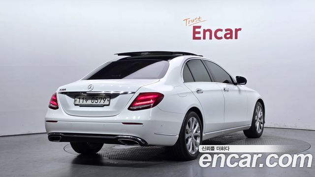 Mercedes-Benz E-Class E300 Exclusive
