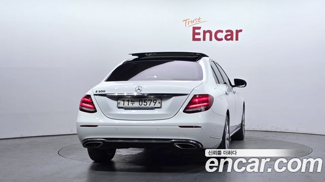 Mercedes-Benz E-Class E300 Exclusive