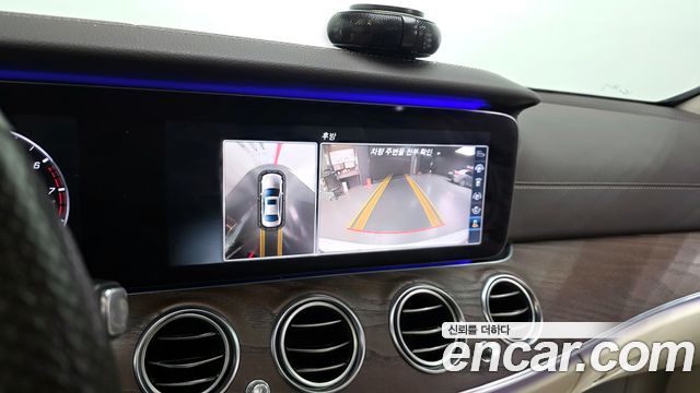 Mercedes-Benz E-Class E300 Exclusive