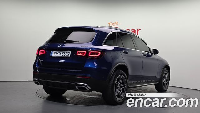 Mercedes-Benz GLC-Class GLC300e 4MATIC