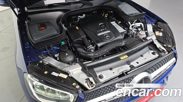 Mercedes-Benz GLC-Class GLC300e 4MATIC