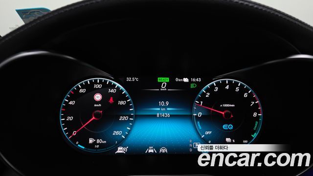 Mercedes-Benz GLC-Class GLC300e 4MATIC