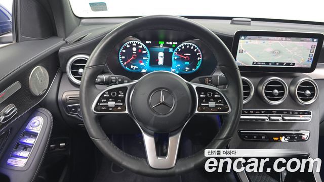 Mercedes-Benz GLC-Class GLC300e 4MATIC