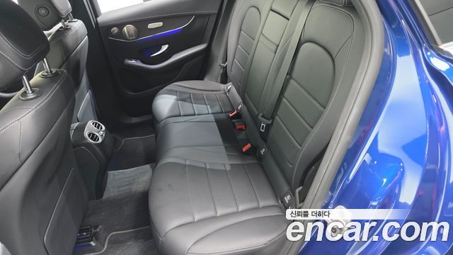 Mercedes-Benz GLC-Class GLC300e 4MATIC