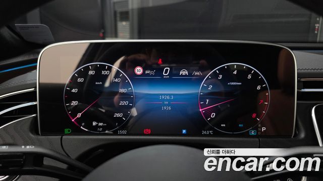 Mercedes-Benz E-Class E200 AMG Line