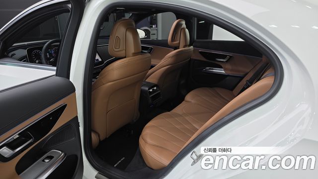 Mercedes-Benz E-Class E200 AMG Line