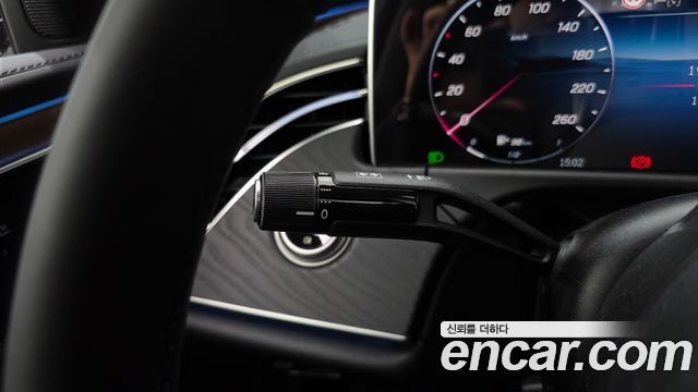 Mercedes-Benz E-Class E200 AMG Line