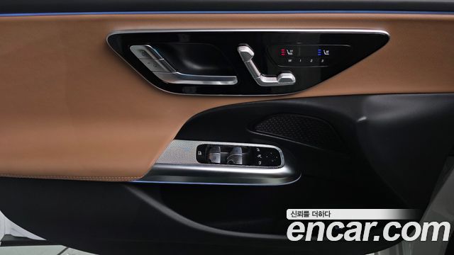 Mercedes-Benz E-Class E200 AMG Line